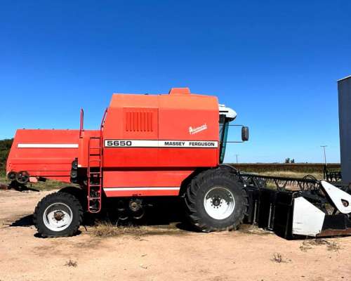 Cosechadora Massey Ferguson 5650