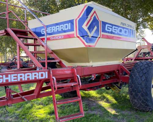 Sembradora Gherardi AIR Drill de 47 L a 21
