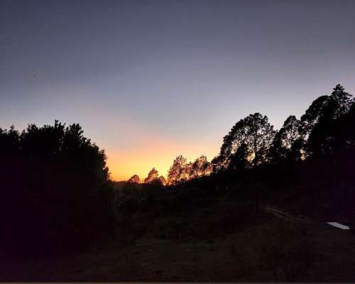 Calamuchita (cba) con Río. Pinares . LUZ . Asfalto