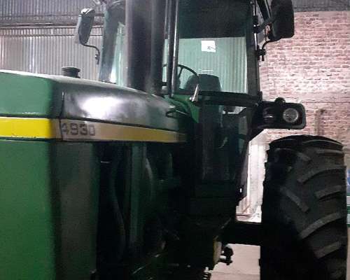 Tractor John Deere 4930