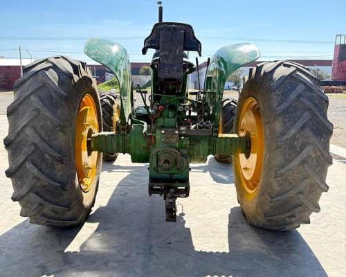 Tractor John Deere 3140, 110 HP, 4x4, sin Cabina, año 1985