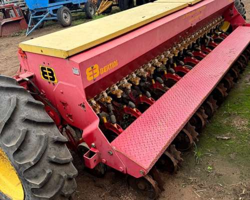 Sembradora Bertini 10000 con Fertilizador y Directa 25 Linea