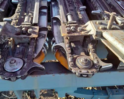 Maicero de Grande 13/52 con Remolque de Dos Ejes. año 2017