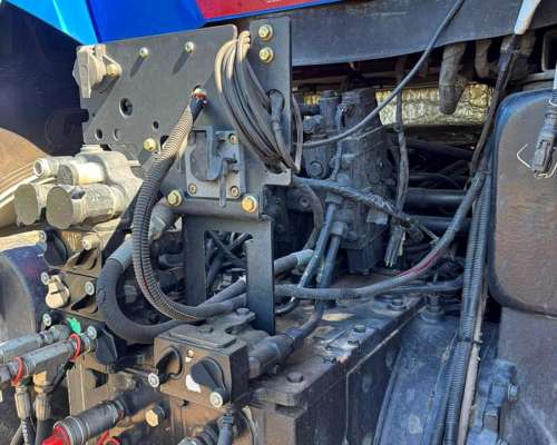 Tractor New Holland T8 320 Duales 710 año 2017 POT NOM 250cv