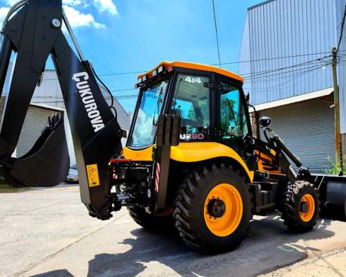 Retroexcavadora Cukurova 880s Extensible 4X4 Perkins 100hp