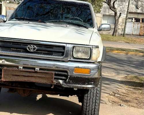 Toyota Hilux SR5 4X4 1994