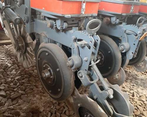 Sembradora Juber 5900 44 a 26 Kit. Gruesa y Fert. Lateral