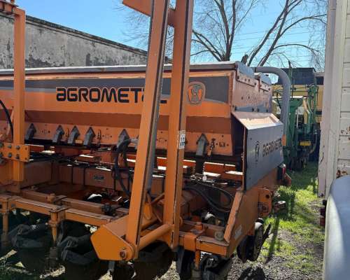 Sembradora Agrometal TX Mega 16 A52 Variable