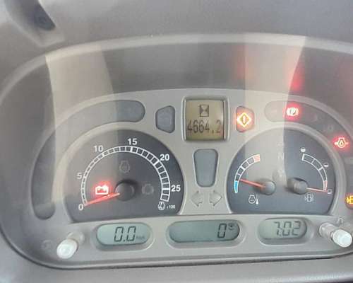 Tractor Case Farmall 125