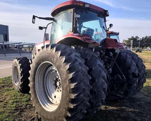 Tractor Case Puma 210 con Tres Puntos