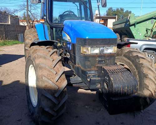Tractor New Holland Tm135e año 2009 con 6000 Horas