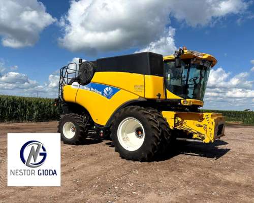 New Holland CR 9060 con Draper de 40 Pies Piloto H