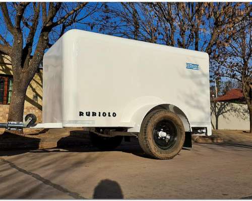 Acoplado Taller Batan Americano para 800 KG. 1 Eje
