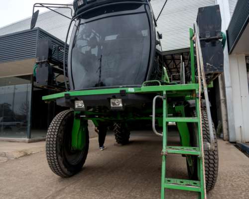 Pulverizadora Metalfor 3200 año 2003