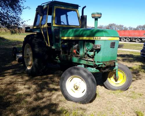 Tractor John Deere 3530 Disponible