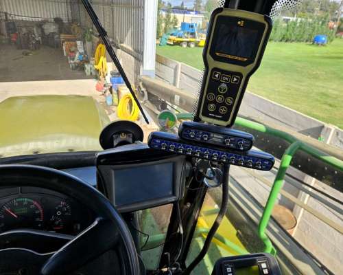 Pulverizadora Caiman SP 3236 2012 Excelente Estado