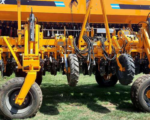 Sembradora Agrometal MX MAX 39 a 17,5 con Kit Neumatico