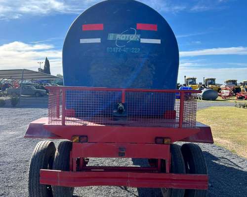 Acoplado Tanque Rotor de 6000 Lts de Capacidad - Agroads