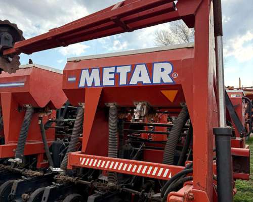 Sembradora Metar de 11 a 26 y 11 a 52