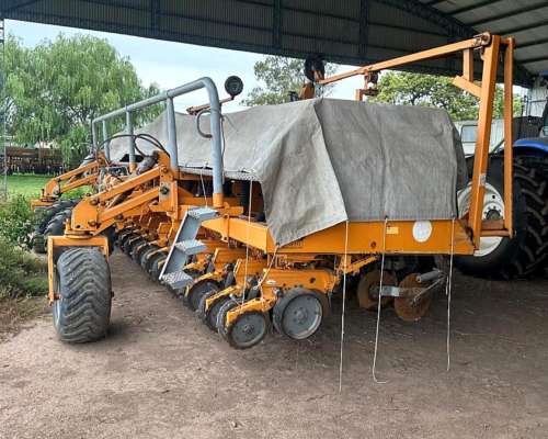 Sembradora Agrometal TX Mega 16/52 Fert Lateral y Monitor