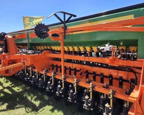Sembradora Nueva Dumaire 710 Grano Fino de 35 a 19cm Serie 2