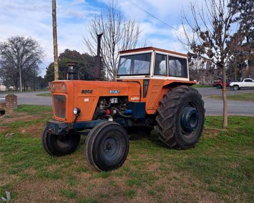 Tractor Fiat 800 E, Motor Perkins