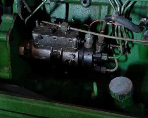 Tractor John Deere 6405, año 2004, 106 HP, Doble Tracción