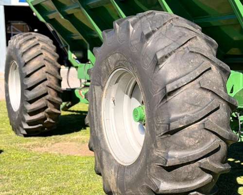 Tolva Autodescargable Montecor 22tn 26.500lts con Balanza