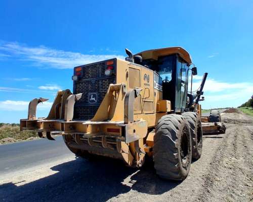 Motoniveladora John Deere 770d