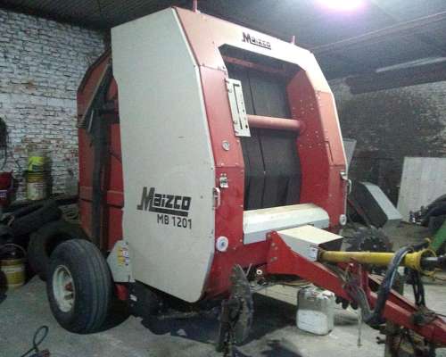 Rotoenfardadora Maizco MB 1201