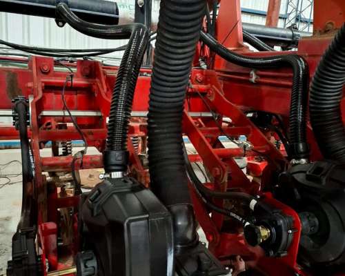 Sembradora Crucianelli 14 a 52 cm Neumático a Estrenar