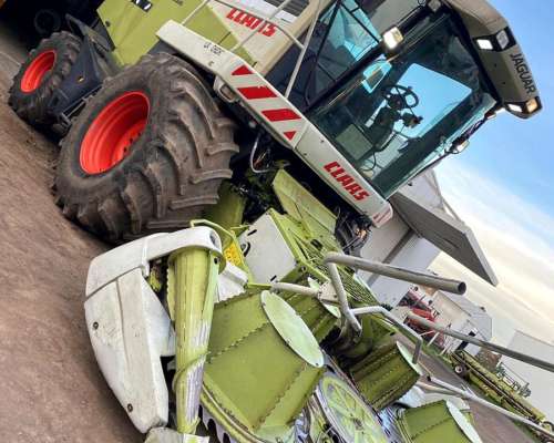 Claas 870 con Motor Nuevo muy Buen Estado