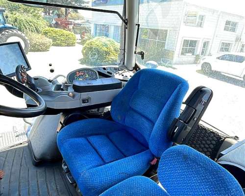 Tractor New Holland T8.350 - año 2015 - 11000hs - Americano