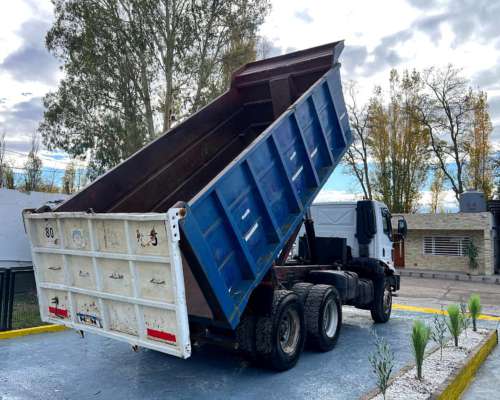 Ford Cargo 2632 6X4 Camion Tatu Usado