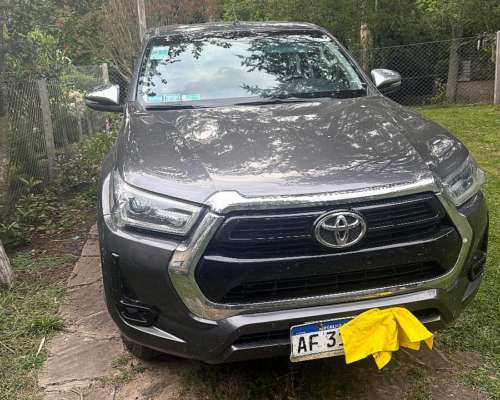 Toyota Hilux Doble Cabina 4X4
