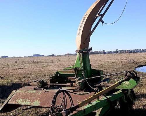 Picadora de Forrajes Fraga 958