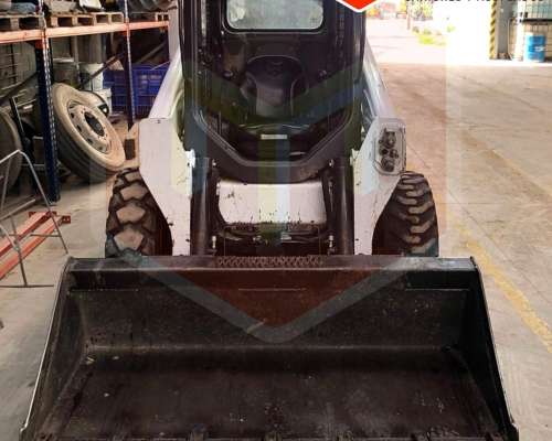Mini Cargadora Bobcat S570 año 2018