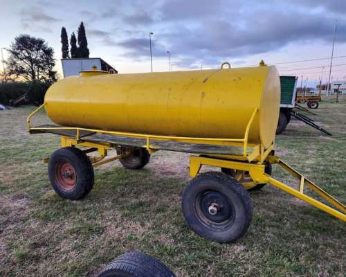 Tanque Cisterna Gentili de 3000 Litros Engomado