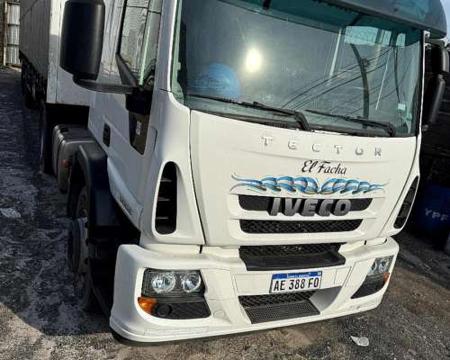 Iveco 170e28t con Caja Sider Engomada