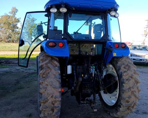 New Holland Td5. 110 con Piloto y Solo 2900 HS. de Fábrica