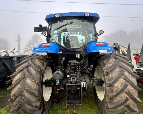 Usado - New Holland - T7-205 - 2021 - 4wd - Piloto
