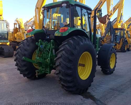 Tractor John Deere 6135j