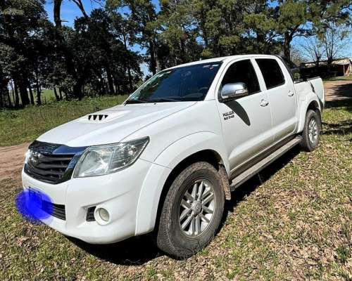 Toyota Hilux 4X4 SRV