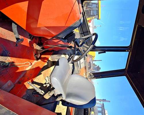 Mf 650 / año 2004 / 160 HP / Motor con 4.000 Horas