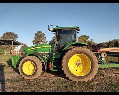 Tractor John Deere 7225j