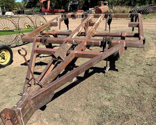 Subsolador 7 Púas Usado