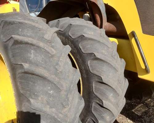 Tractor Pauny 540 C año 2012.