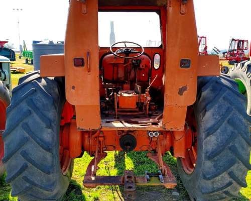 Tractor Fiat Mod. R-60 con Dirección Hidráulica