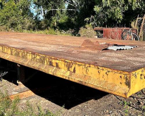 Semirremolque Montenegro Playo Corto