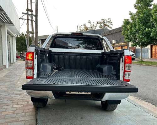 Ranger D/C 2.2 TDI A/T XLT 4X2 año 2022 Unica Orio Hnos